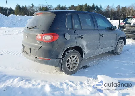 2011 Volkswagen Tiguan S z USA, uszkodzony, nr VIN WVGAV7AX5BW510320